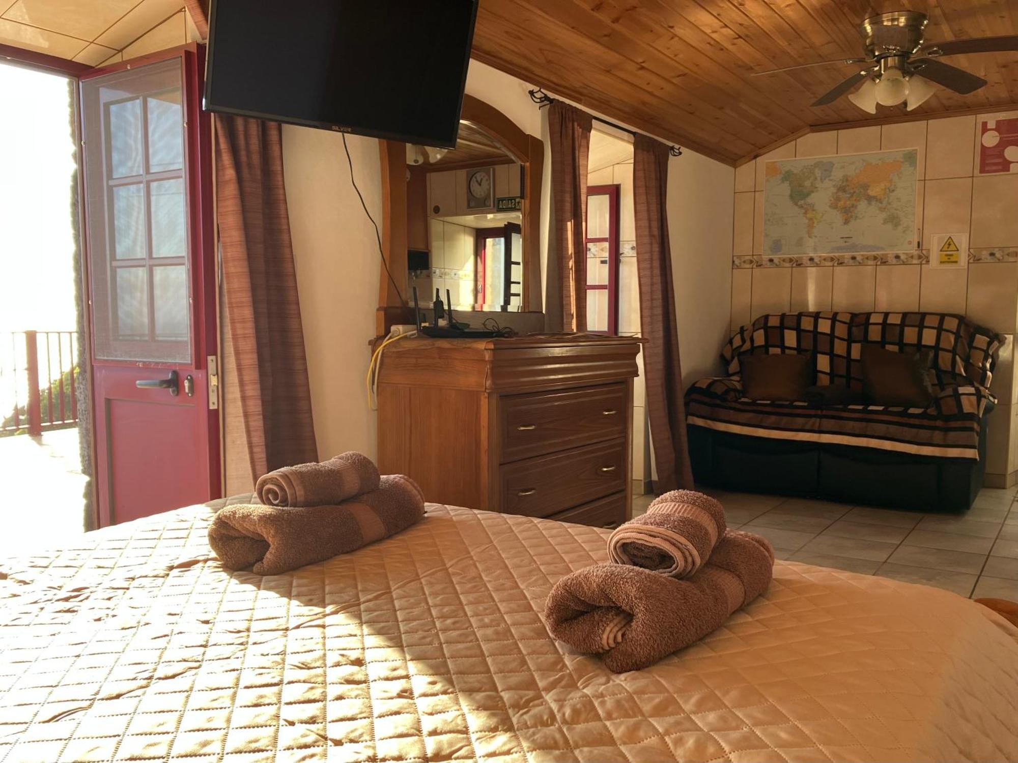 Vistalinda Cabins Calheta  ภายนอก รูปภาพ